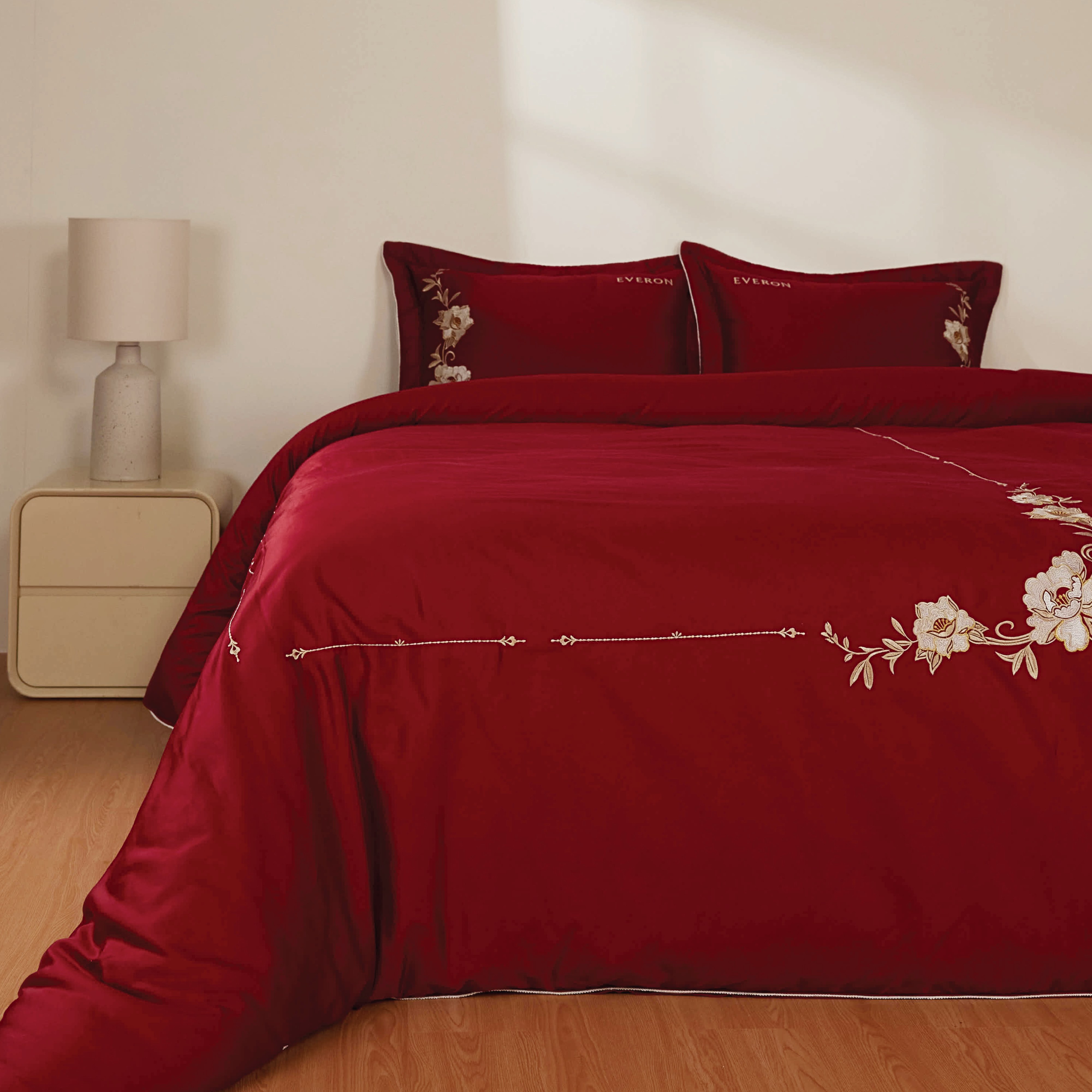 Cẩm chướng đỏ - ESTC26007