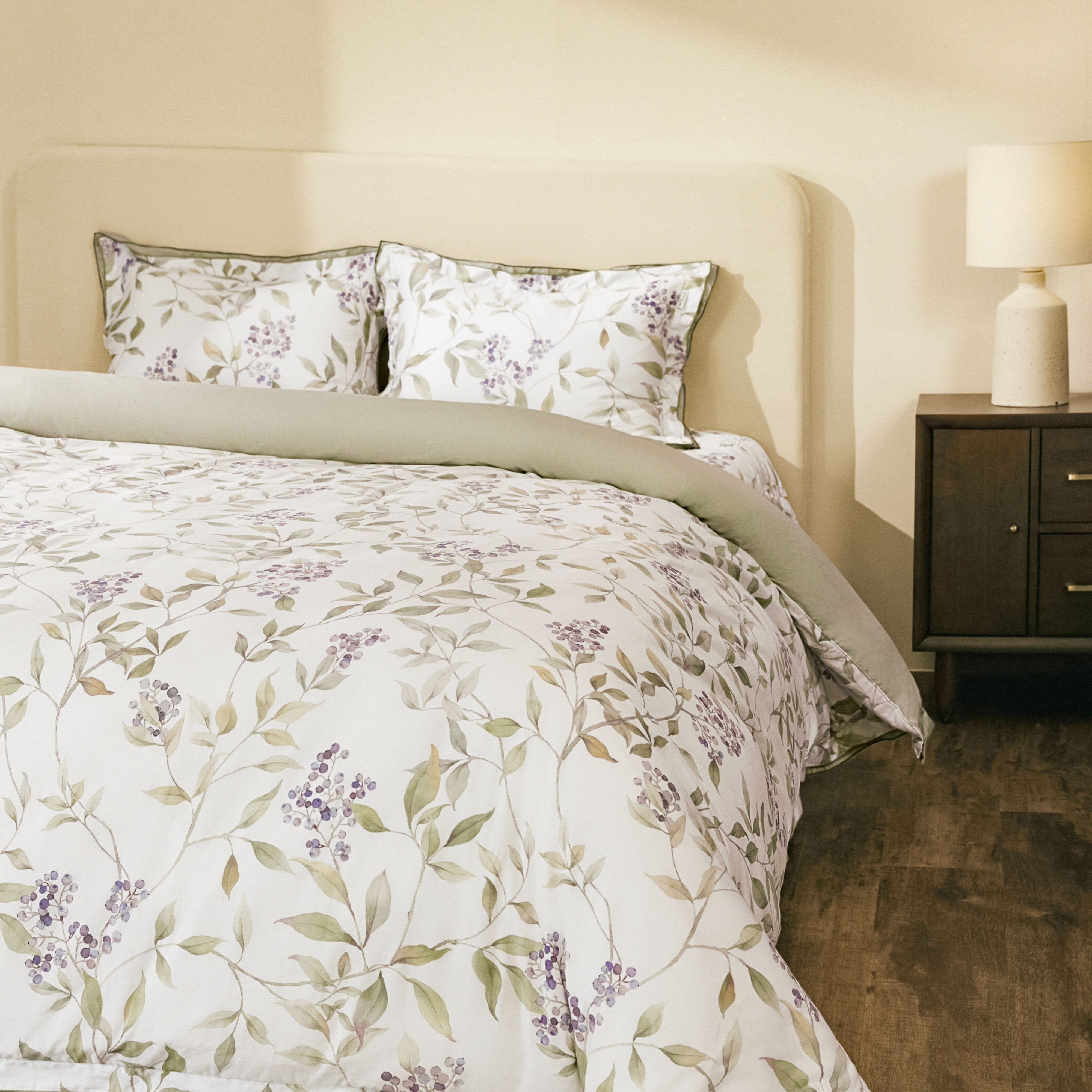 Mùa cỏ dại - EPC26013